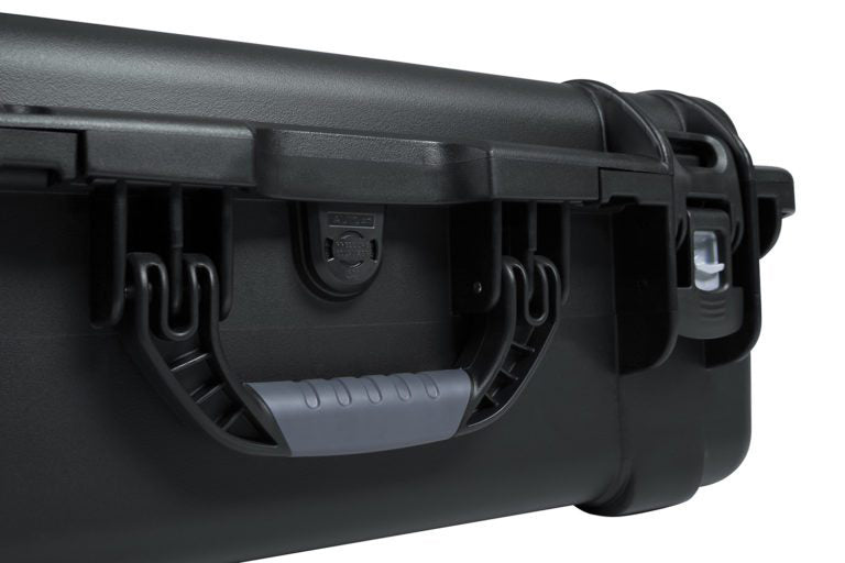 Gator Cases GM-16-MIC-WP Waterproof Case for 16 Handheld Microphones & Accessories