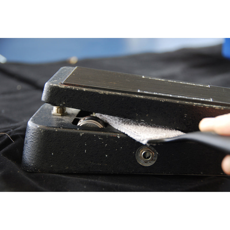 Music Nomad MN205 The Nomad Tool - String, Surface & Hardware Cleaning Tool