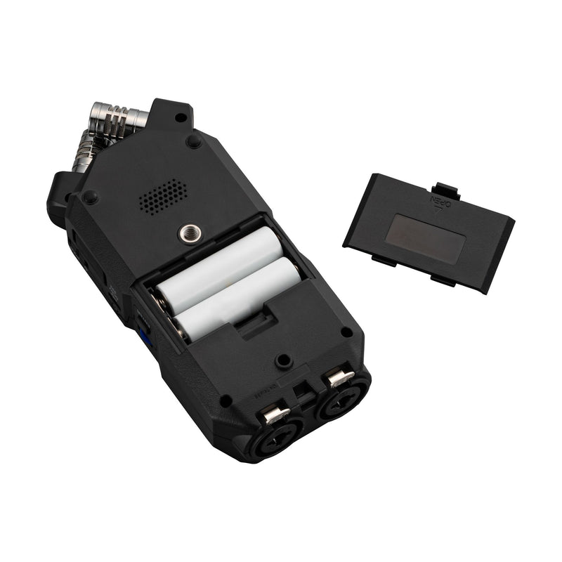 Zoom H4essential 4-Track 32-Bit Float Handy Recorder with Built-in Microphones