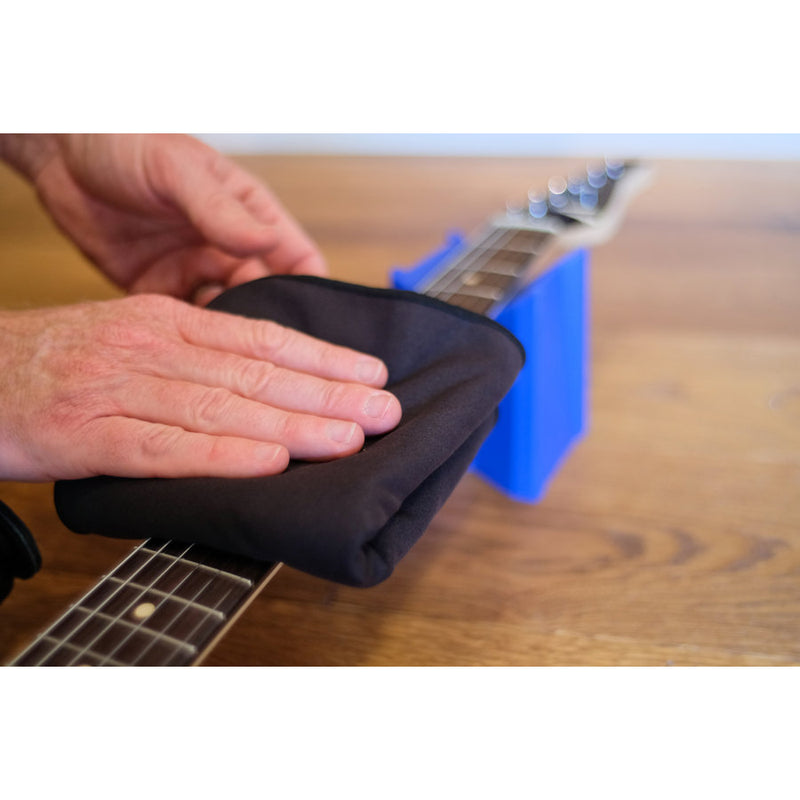 Music Nomad MN241 2 'n 1 Beyond Plush Players Cloth
